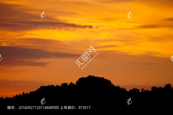 晚霞