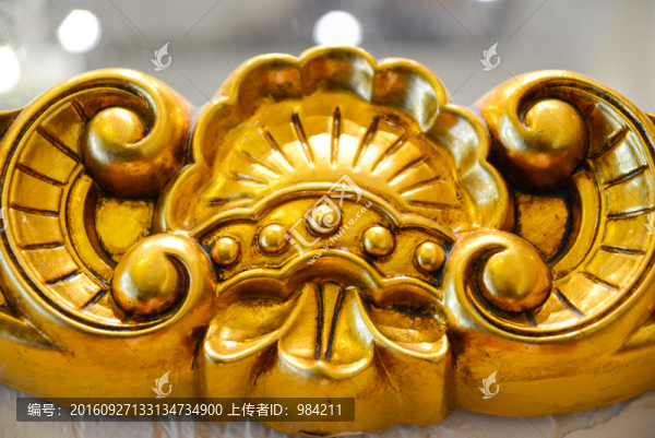 復(fù)古雕花