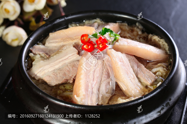豬肉燉酸菜