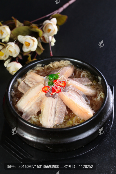 豬肉燉酸菜