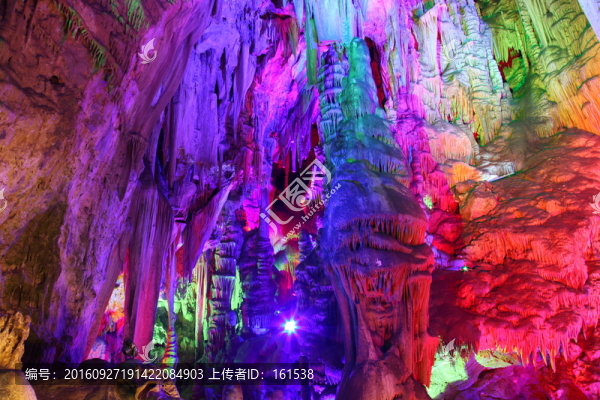 陜西商洛柞水溶洞
