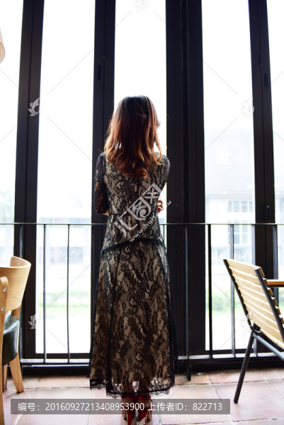 美女人像