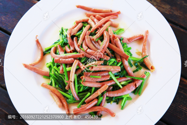 韭菜炒海腸