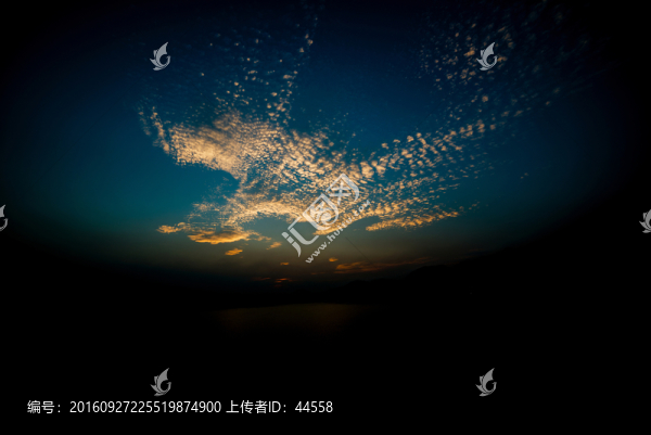 天空