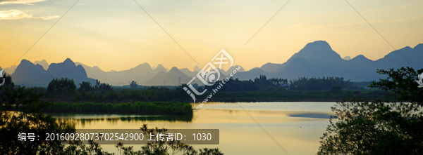 湖泊山水