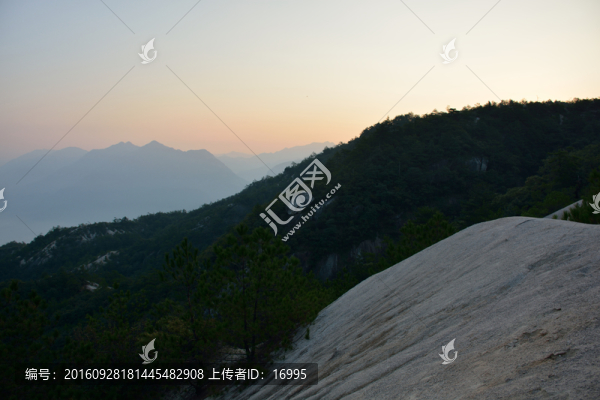 安徽省績(jī)溪縣龍須山