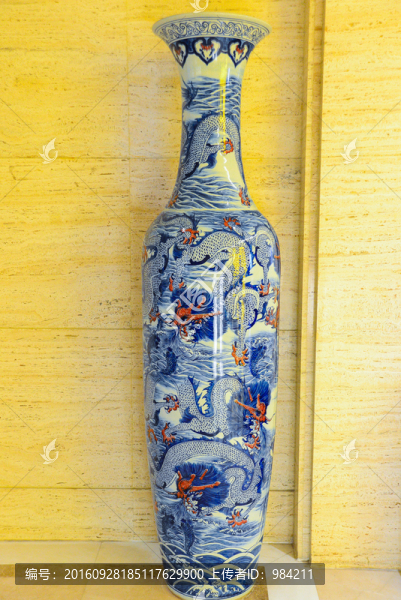 青花瓷花瓶