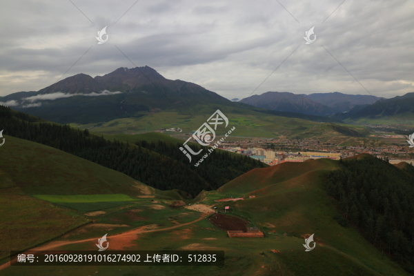 卓爾山