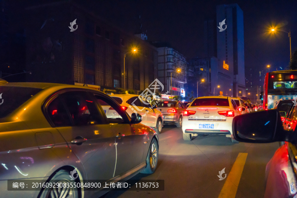 城市道路夜景
