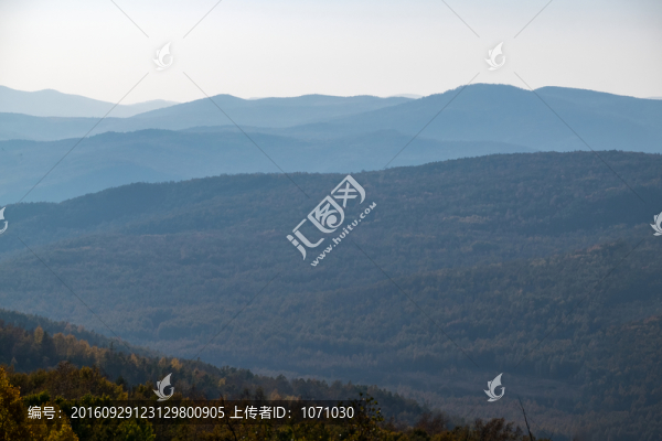 秋日大興安嶺遠(yuǎn)眺