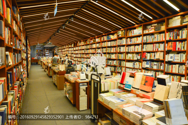 書店,書店環(huán)境,書店擺設(shè)