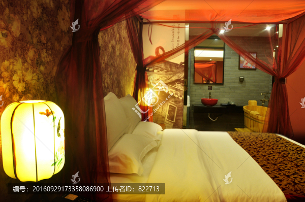 酒店房間內(nèi)景