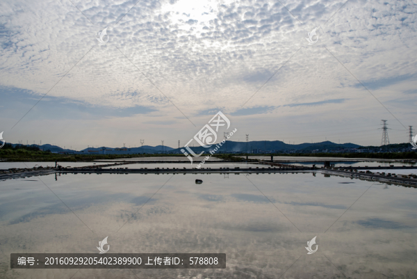 鹽田,藍(lán)天,白云,曬鹽