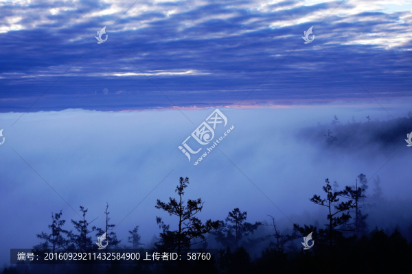 山巒云海