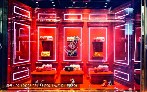 鞋包店