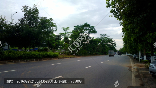 公路上