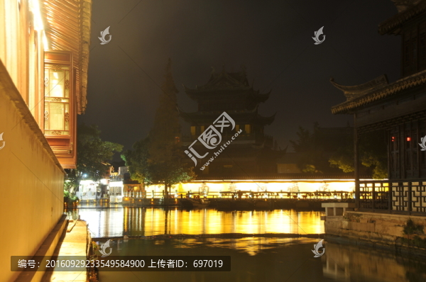 朱家角古鎮(zhèn)夜景