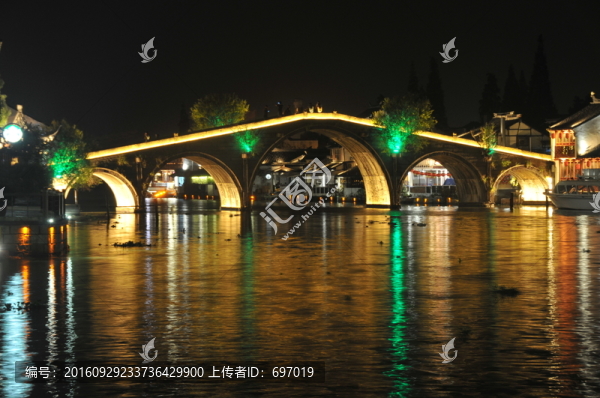 朱家角古鎮(zhèn)夜景