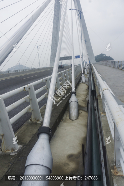 斜拉橋