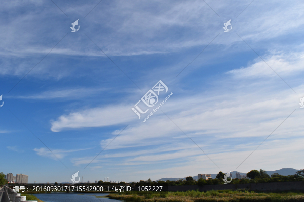 天空