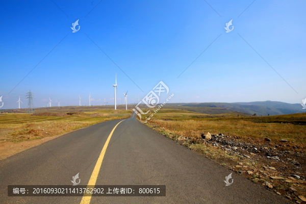 草原天路秋景
