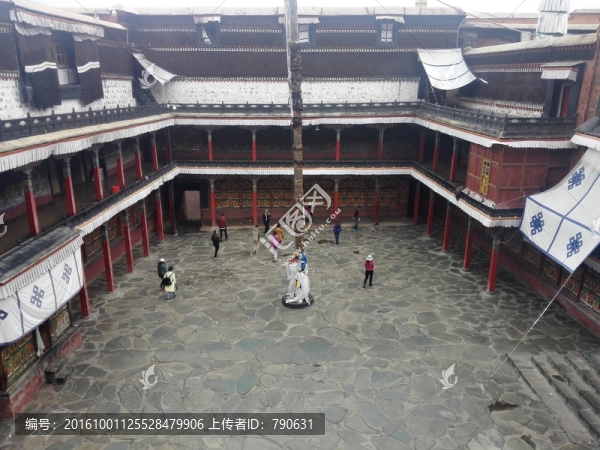 扎什倫布寺辯經(jīng)場(chǎng)