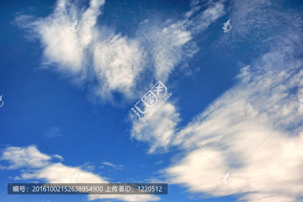 云彩和天空