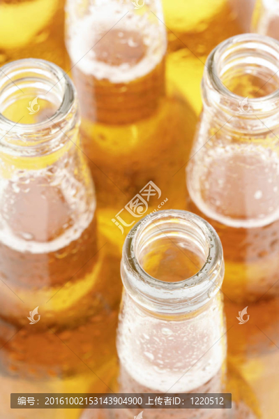 啤酒瓶的特寫(xiě)