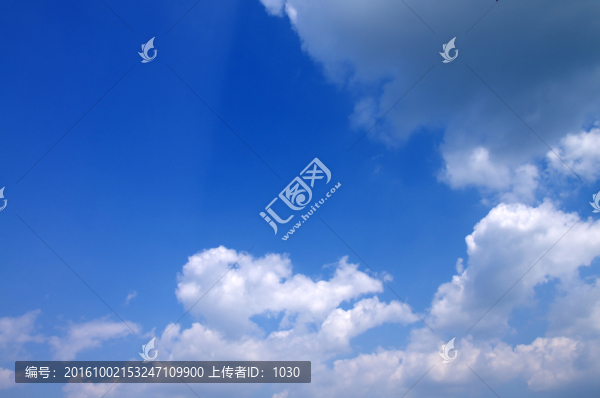 藍(lán)天白云