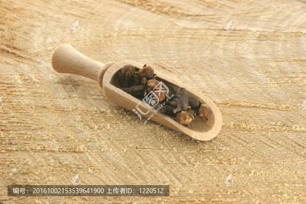 在木材板木鏟丁香