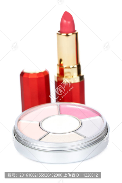 琳瑯滿(mǎn)目的化妝品