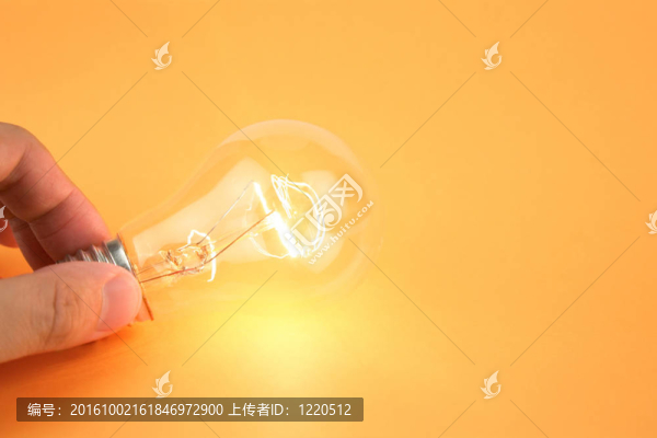 明亮的燈泡