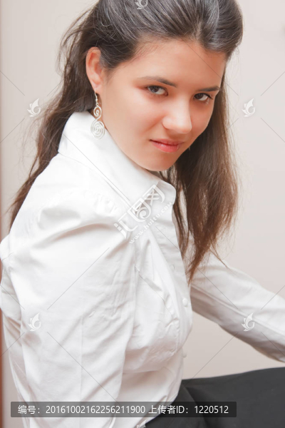 年輕女子的肖像