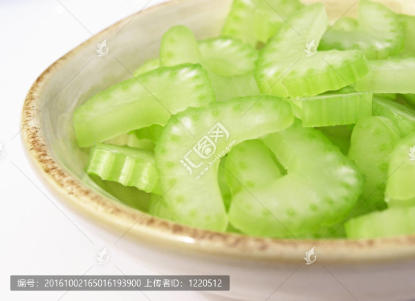 碗芹菜片