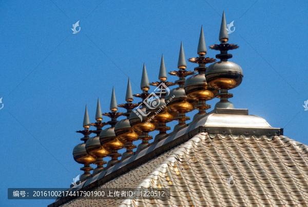 屋頂密室