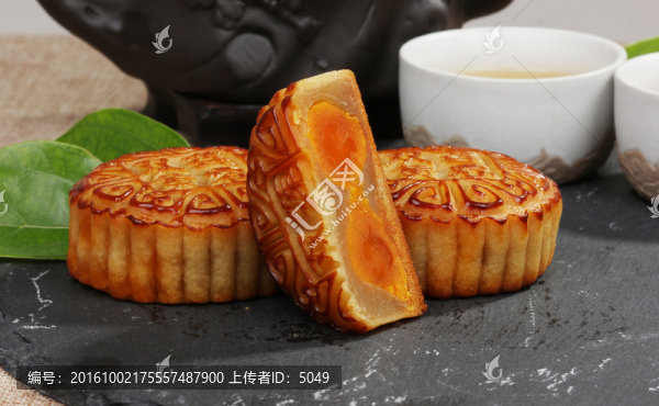 蓮蓉雙黃月餅