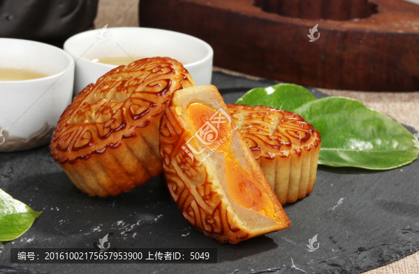 蓮蓉雙黃月餅