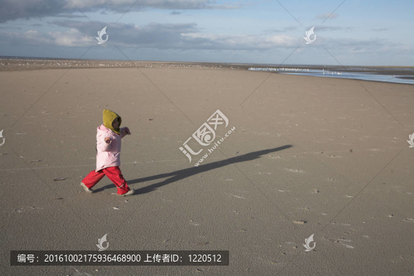 海灘上的孩子