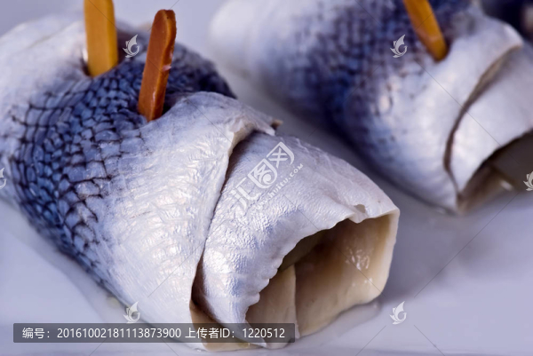 香料醋漬鯡魚卷