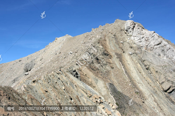 高山的頂峰