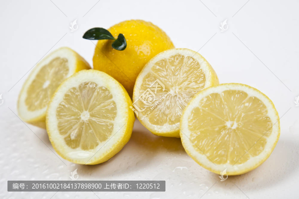 孤立的檸檬