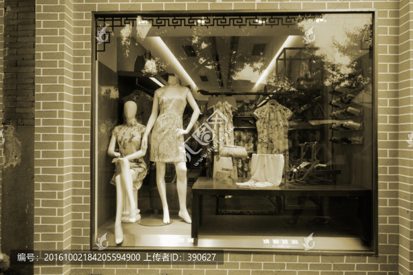 古鎮(zhèn)旗袍店