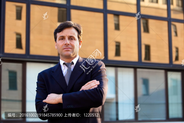 嚴(yán)肅的商人