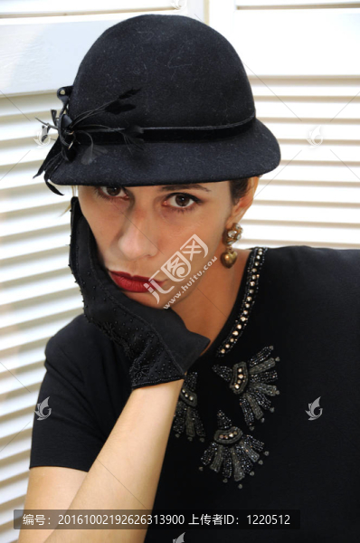 Black女士