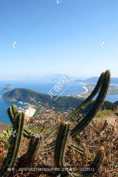 mourao山頂?shù)囊了涞賮喞╋L景