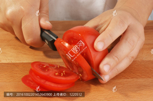 切蔬菜做蔬菜湯
