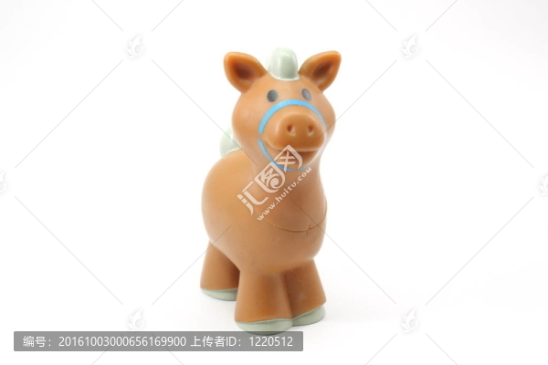 玩具馬看著你
