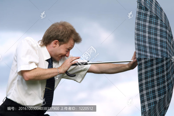 頂推傘