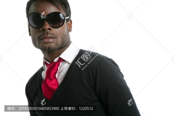 非洲裔年輕英俊男子肖像
