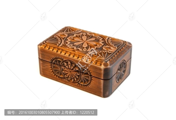 雕刻的木制棺材封閉隔離